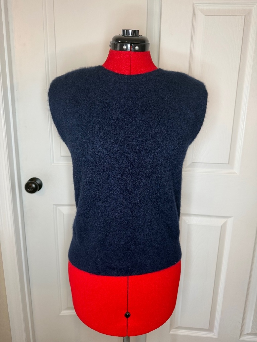 Banana Republic BR 100% Cashmere Sleeveless Knit Sweater Shoulder Pads Women M